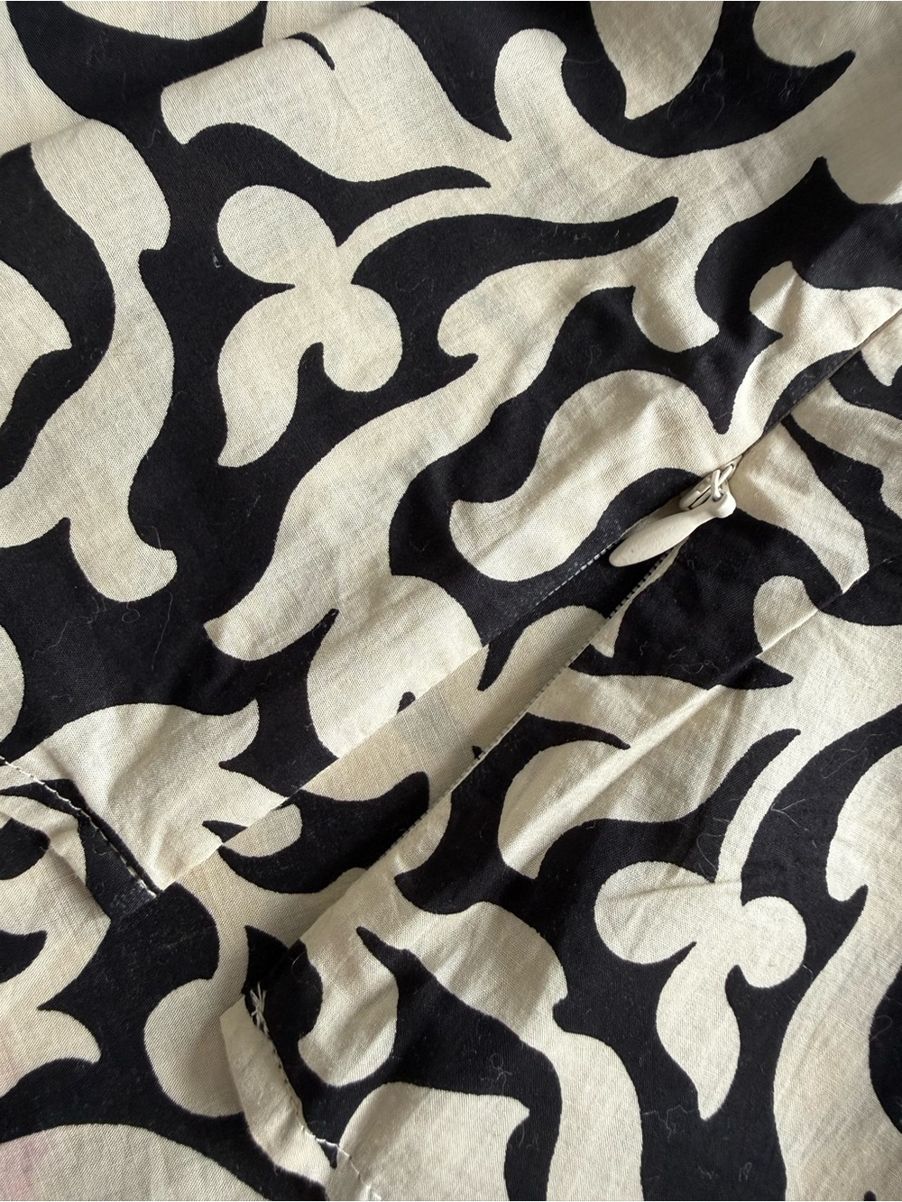 Ann Taylor Petites Halter Top 0P Black Cream Damask Baroque Print Tie Neck - Picture 5 of 13